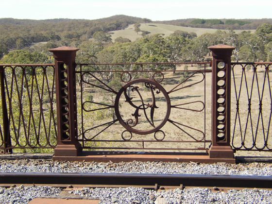 Victorian Railways logo, Taradale viaduct